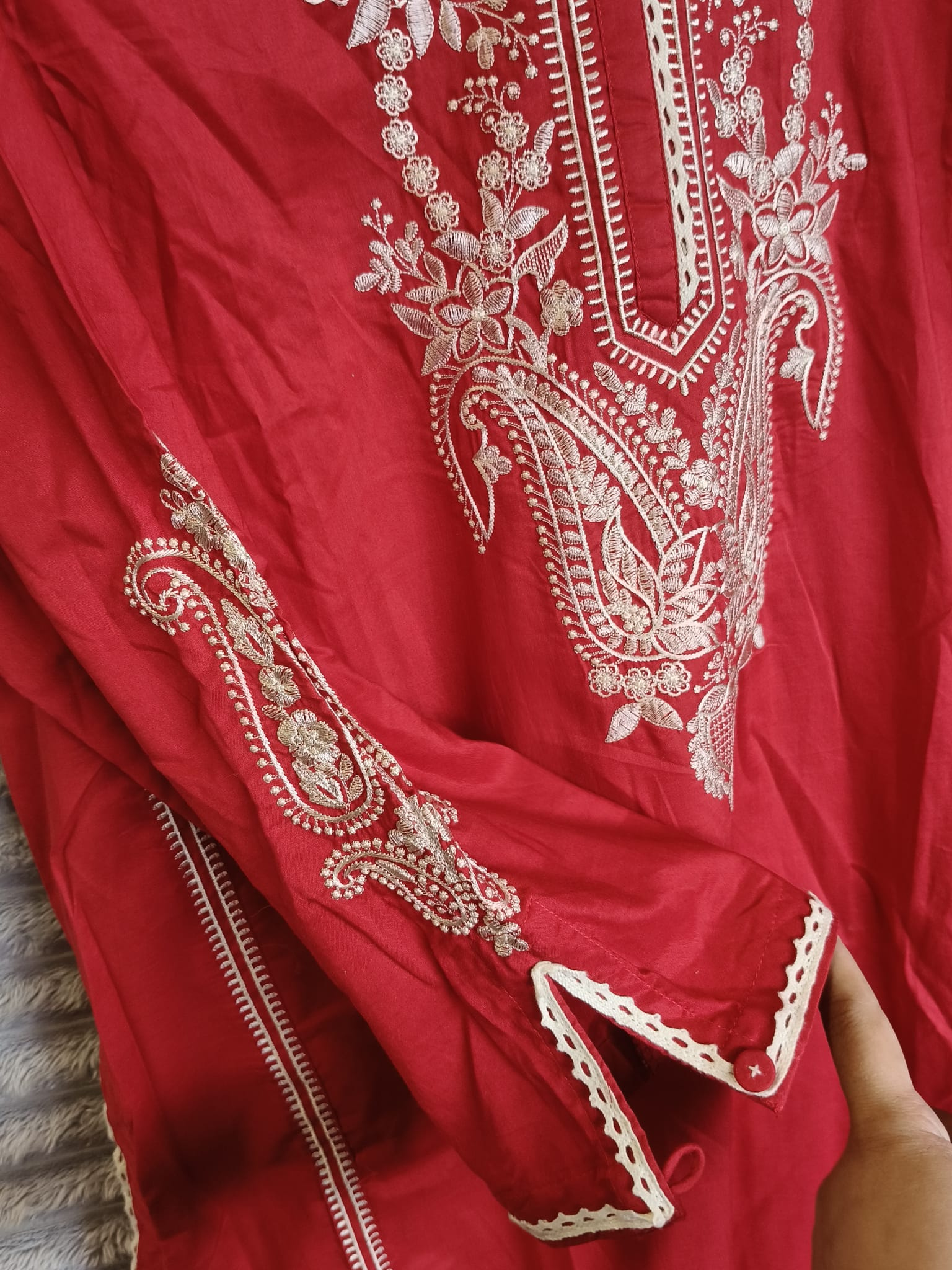 Maroon Heirloom – J. Festive Embroidered 3-Piece Set - Image 4