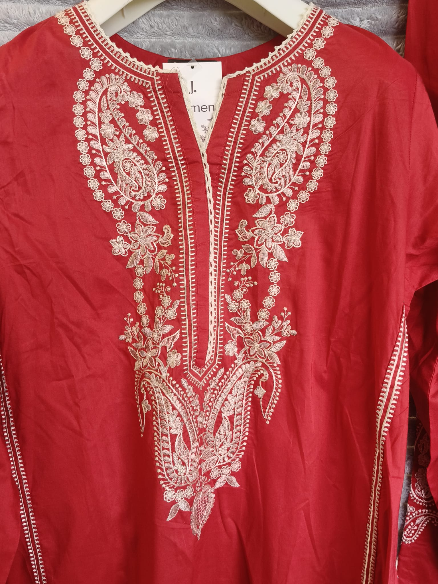 Maroon Heirloom – J. Festive Embroidered 3-Piece Set - Image 3