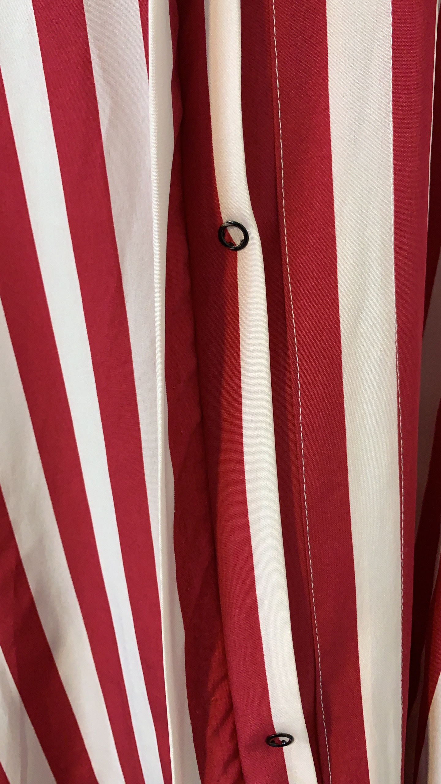 Crimson Stripes – Bold Vertical Abaya - Image 6