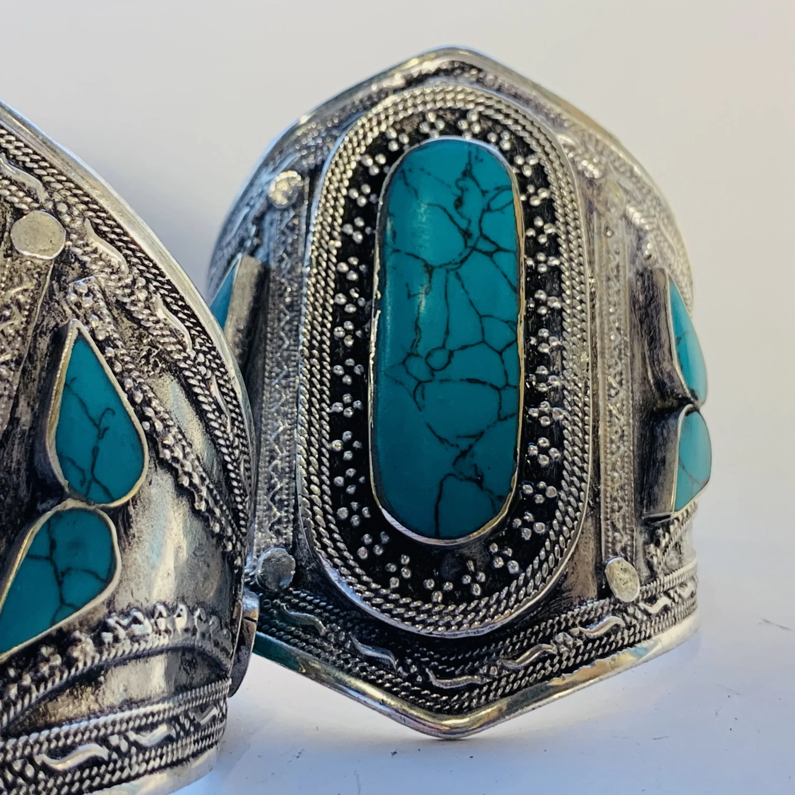 Afghan Bracelet with Artificial Turquoise Stone - Image 4