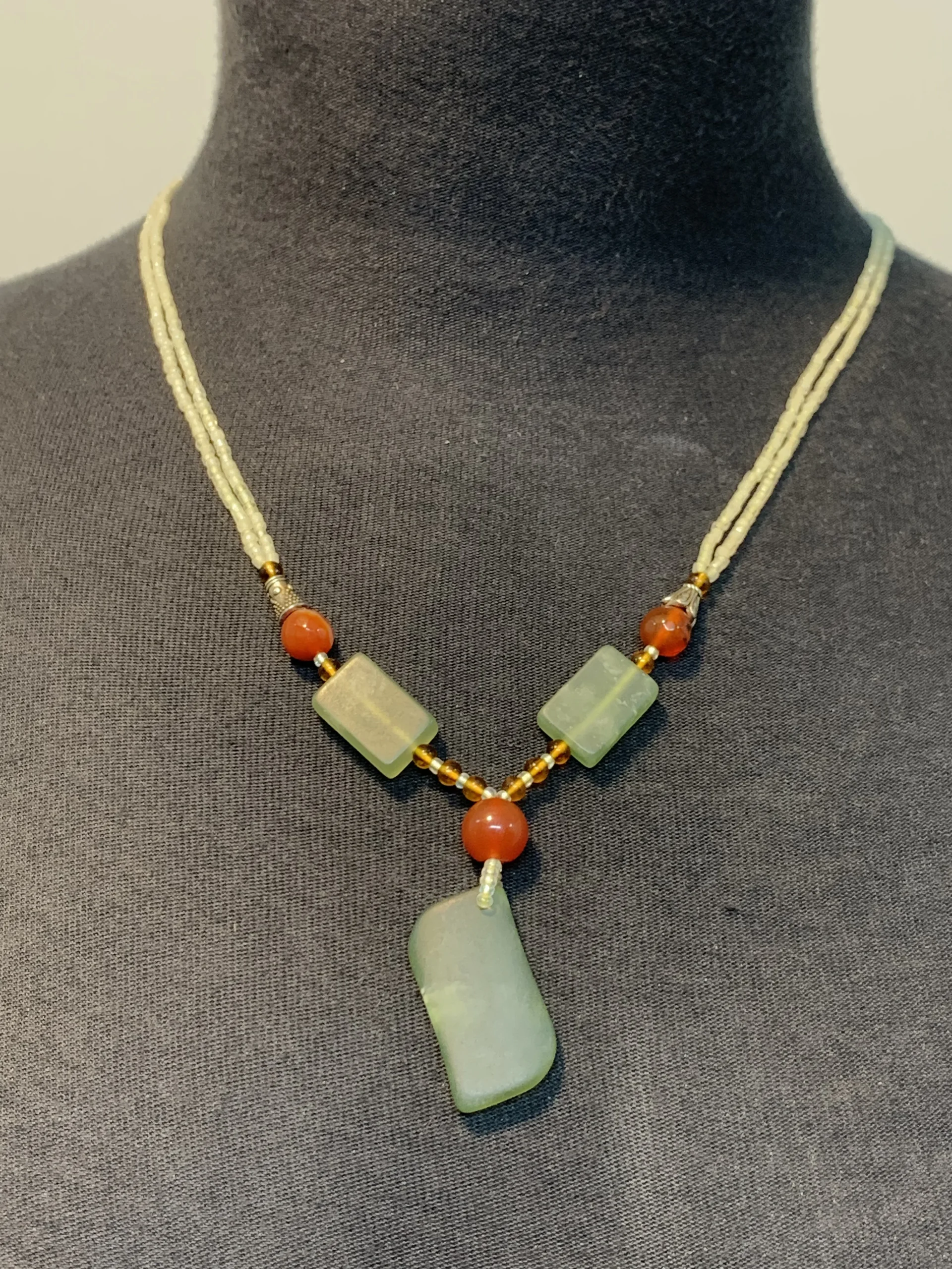 Green Jade with Red Agate Beaded Necklace - Image 2