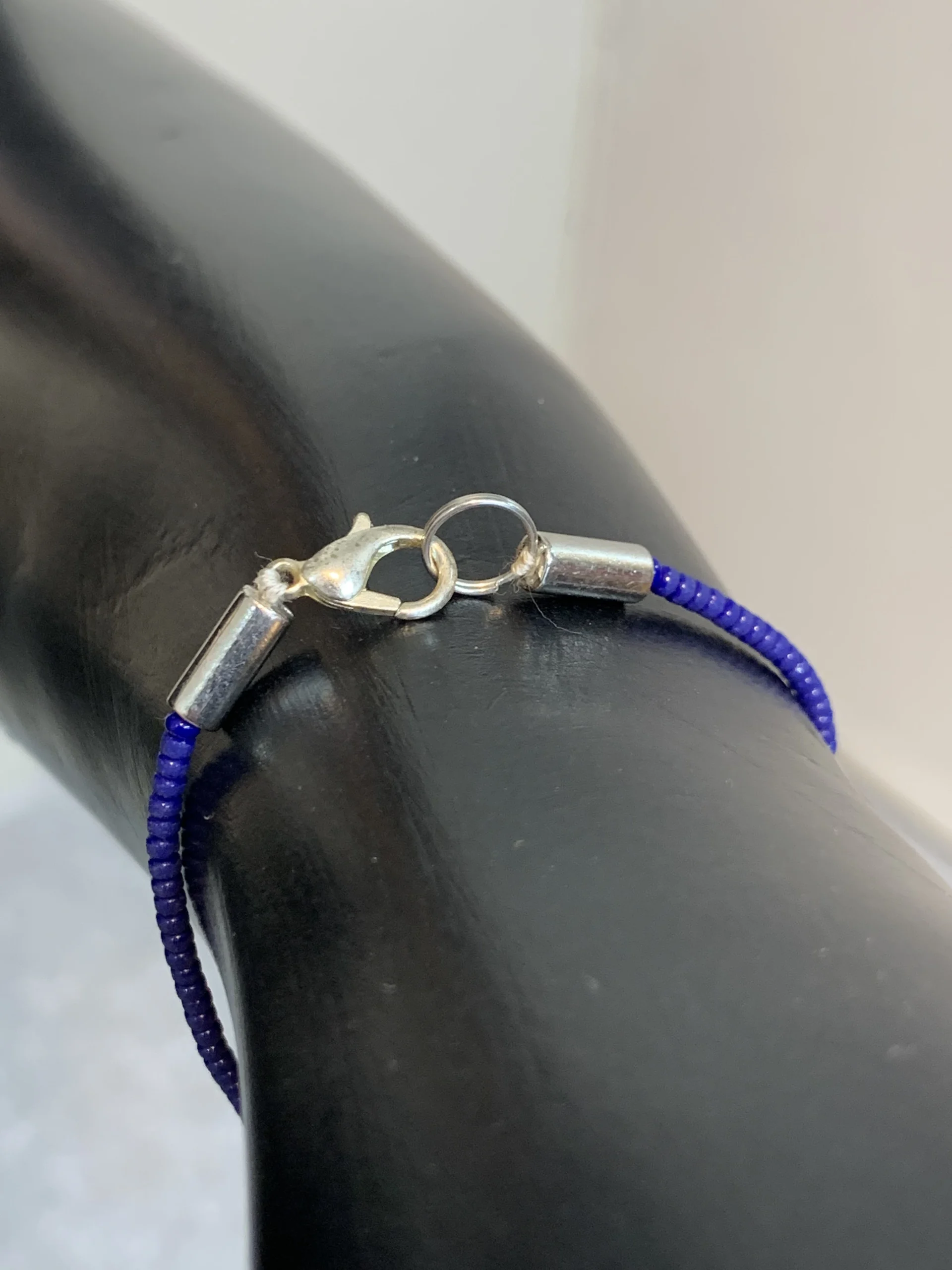 Handmade Purple Bead Bracelet - Image 4