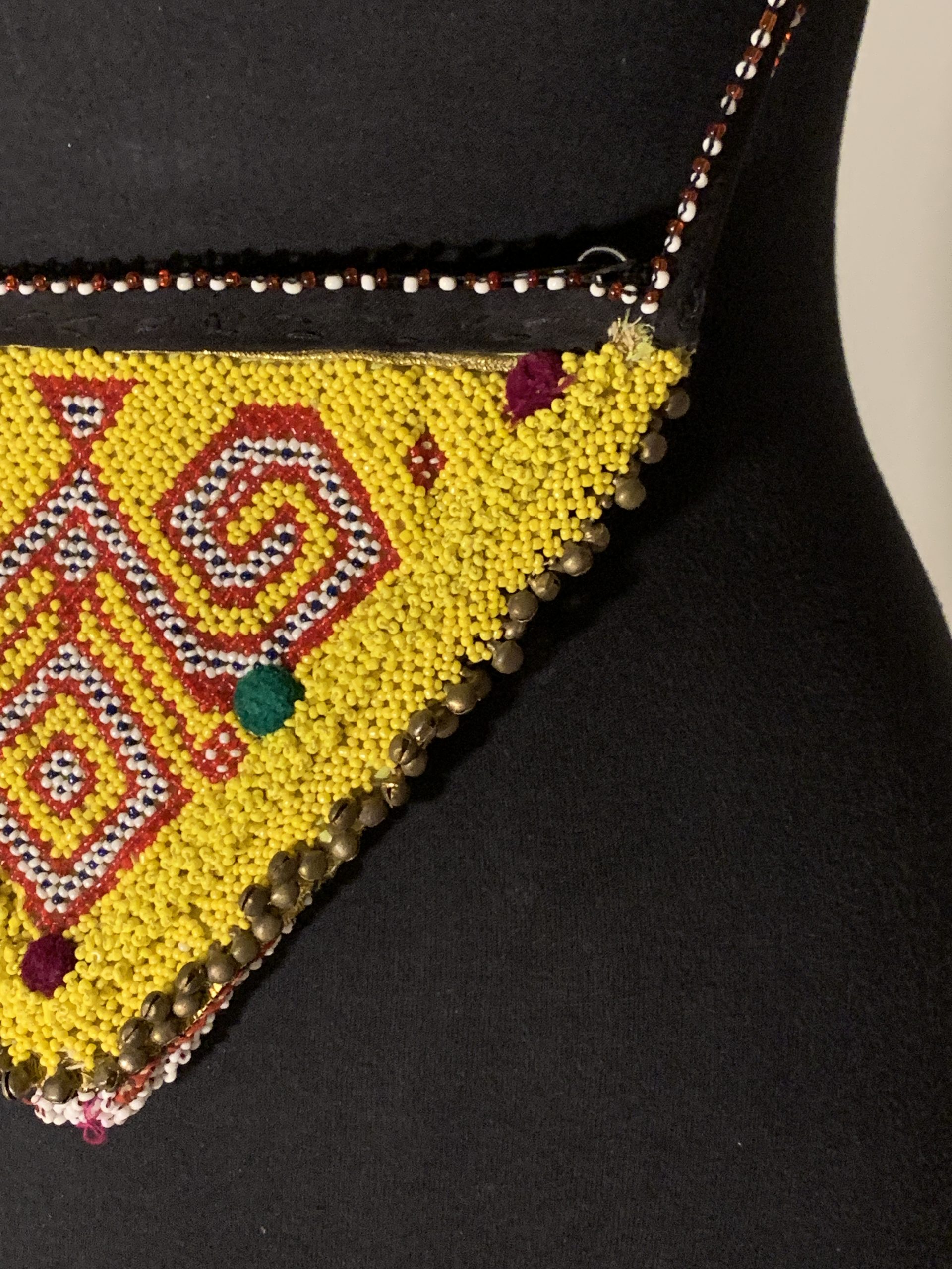 Afghan Spiral Lore Beaded Purse - Image 4