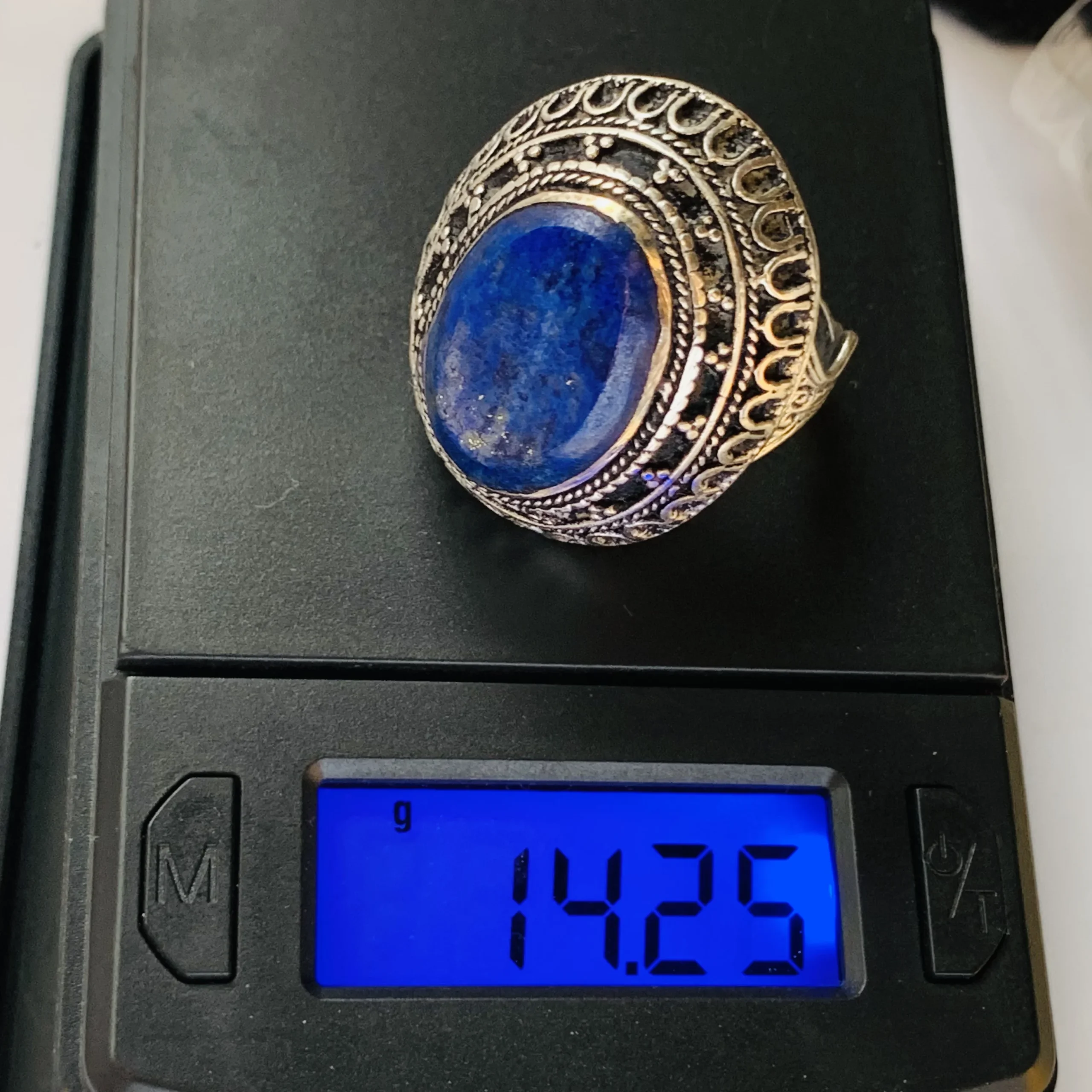 Lapis Lazuli Round Afghan Ring with Wide Antique Gold Frame - Image 3